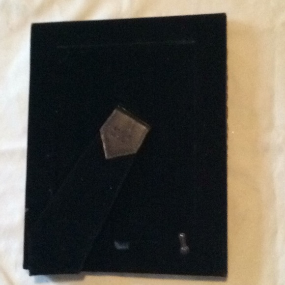 Fur trimmed picture frame. H122 - Picture 2 of 3